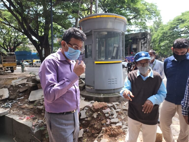 Do you act only on VIP complaints, angry Bengalureans ask BBMP chief