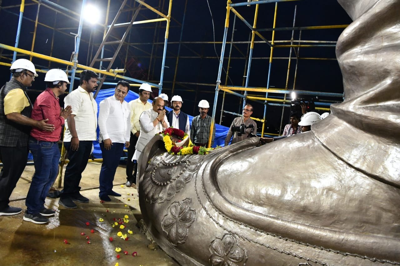 Bronze statue of Kempegowda will be unveiled soon at Bengaluru airport Karnataka CM