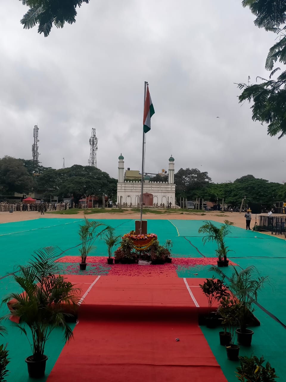 Amid tight security, tricolour hoisted at Chamarajpet Idgah Maidan in Bengaluru