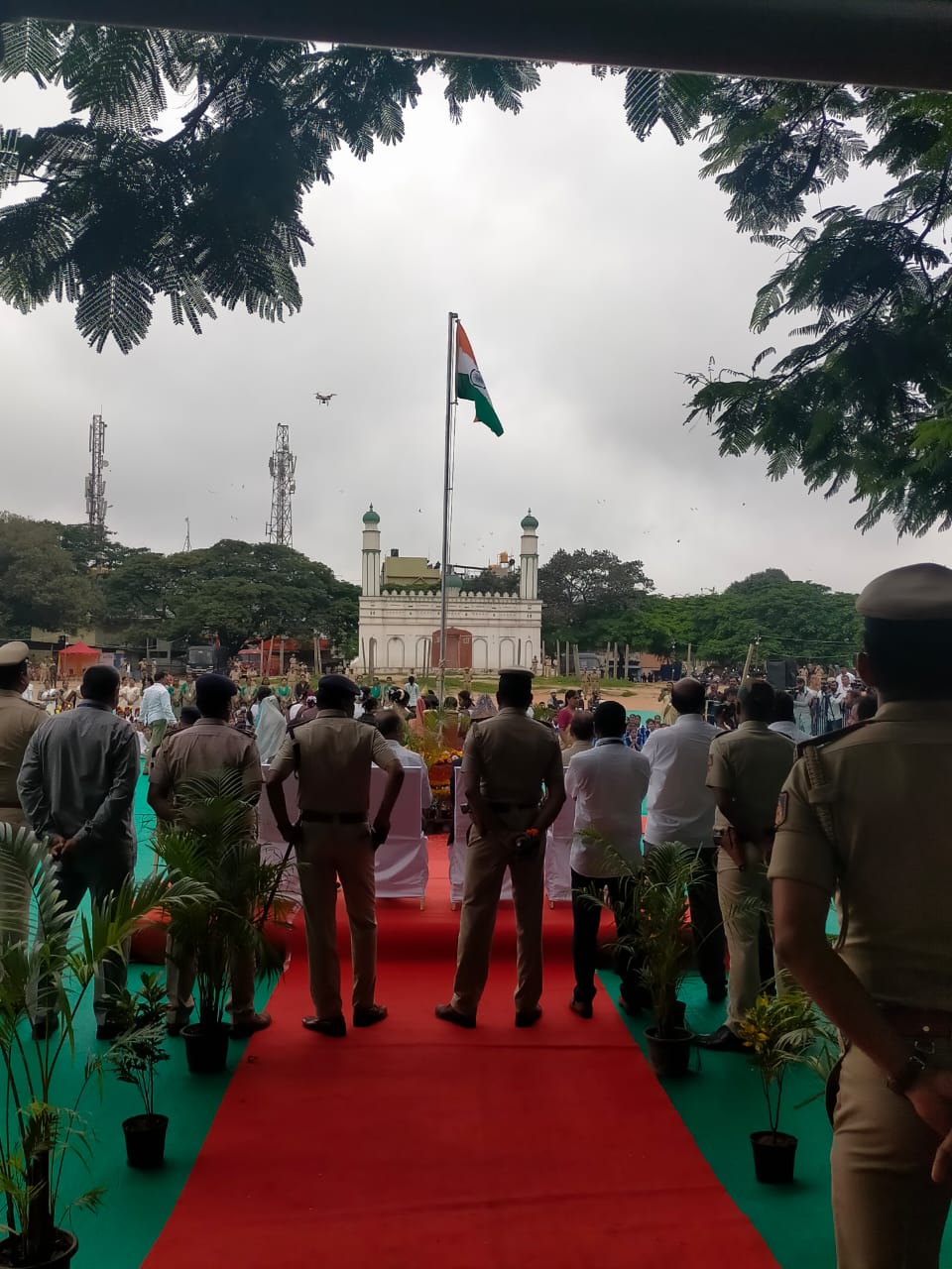 Amid tight security, tricolour hoisted at Chamarajpet Idgah Maidan in Bengaluru