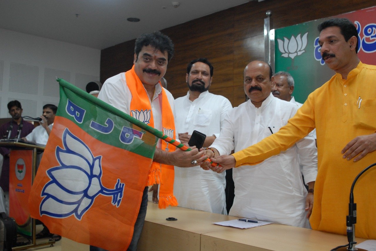 actor-turned politician Shashi Kumar joins BJP in Bengaluru