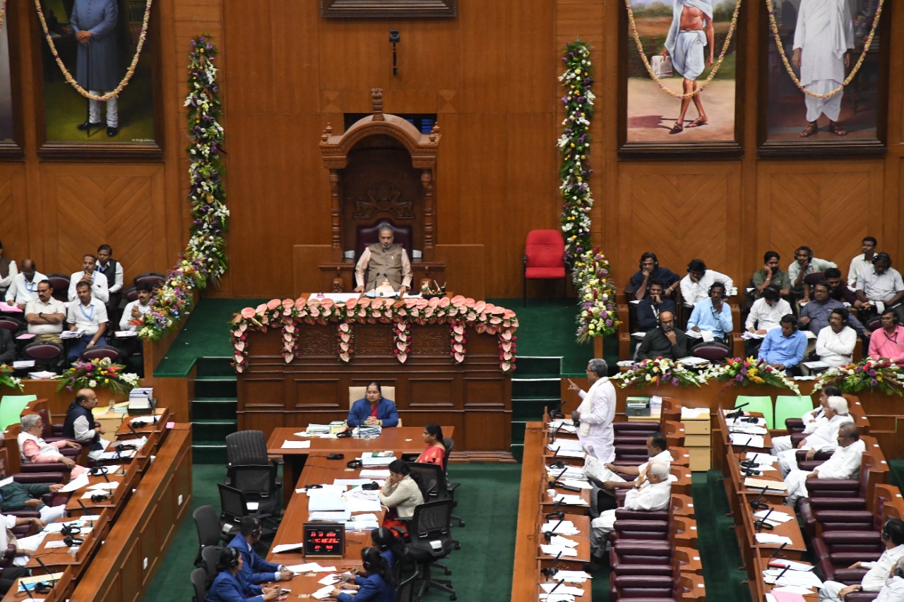 Karnataka legislature to pass resolution Not an inch of land will be given to Maharashtra Siddaramaiah