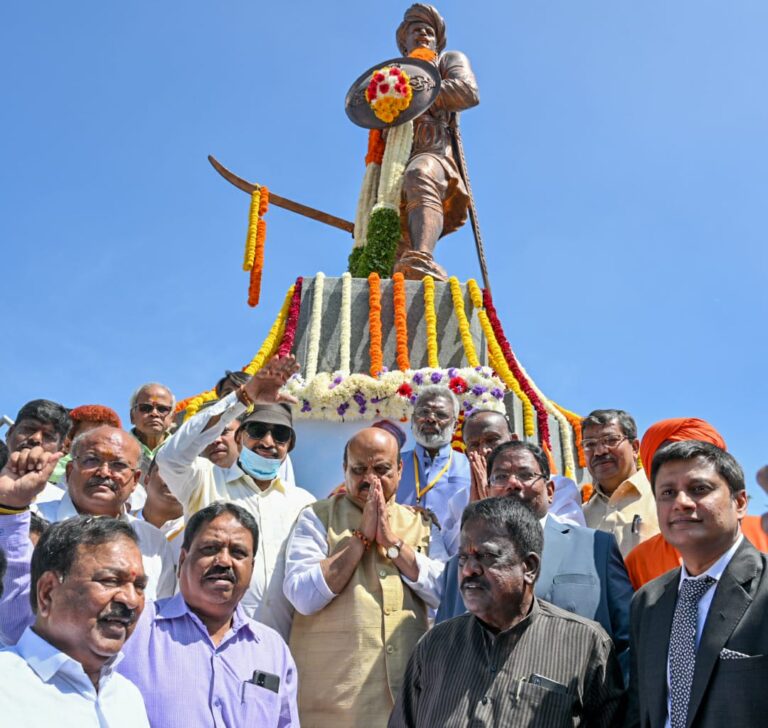 Karnataka CM instructs to install statues of Rayanna, Netaji Subhash Chandra Bose in every govt college
