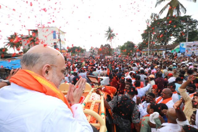 Amit Shah road show at Sakleshpur2