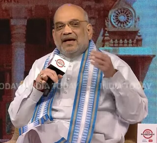 Shah confident of BJP win in K'taka, says Rahul should not play 'victim' after disrespecting OBCs