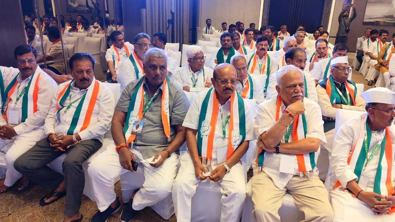 Newly elected Cong MLAs authorise party chief Kharge to pick Karnataka CM 7 Karnataka Congress CLP Meeting at Shangrila Hotel