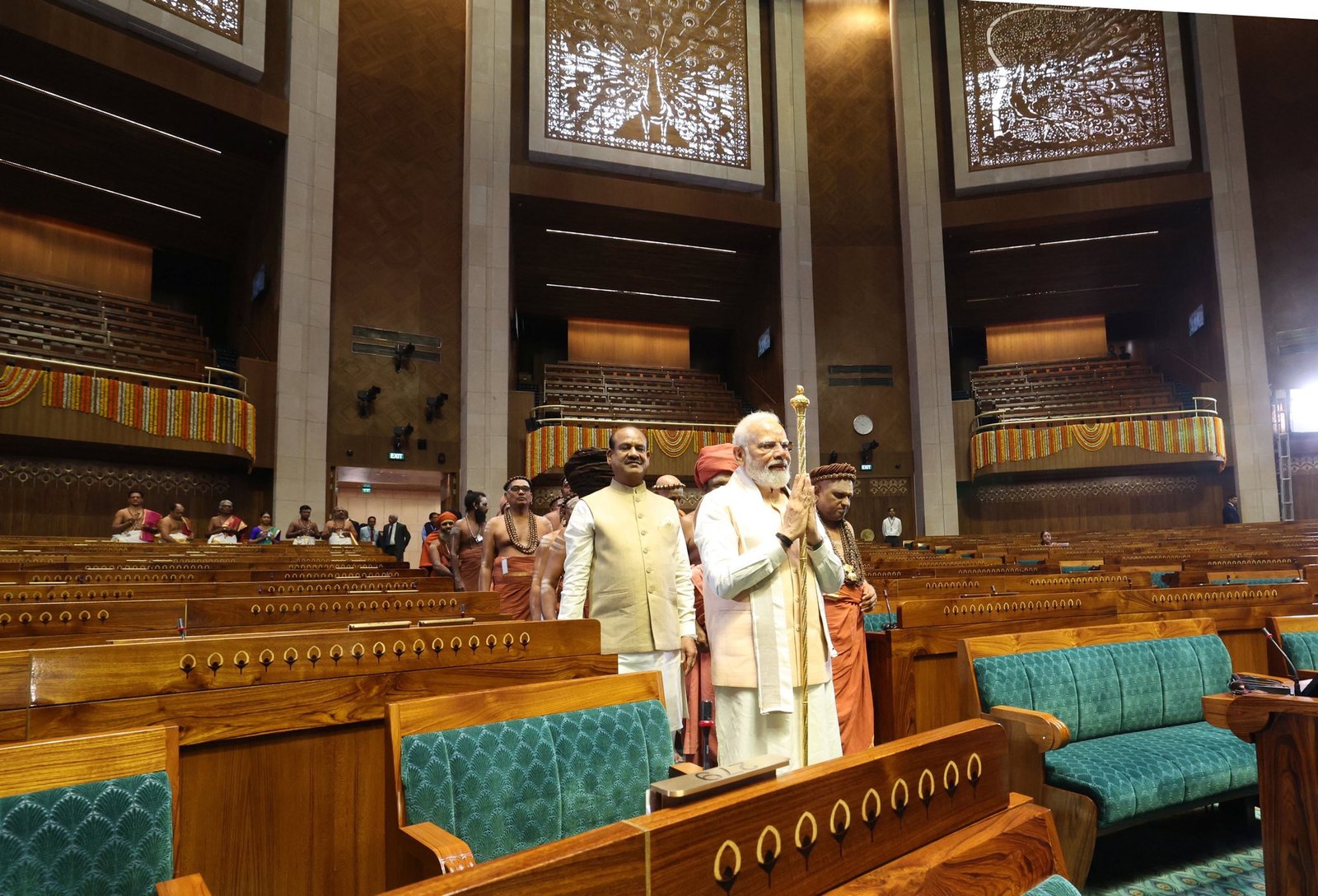 PM Modi unveils plaque; dedicates new Parliament building to nation