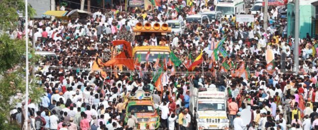 Karnataka polls: Amit Shah holds roadshow in Belagavi, launches attack on Congress