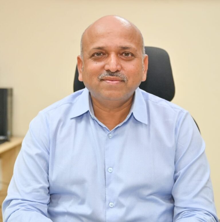 IPS Hemant Nimbalkar assumed office as Karnataka's new DIPR Commissioner