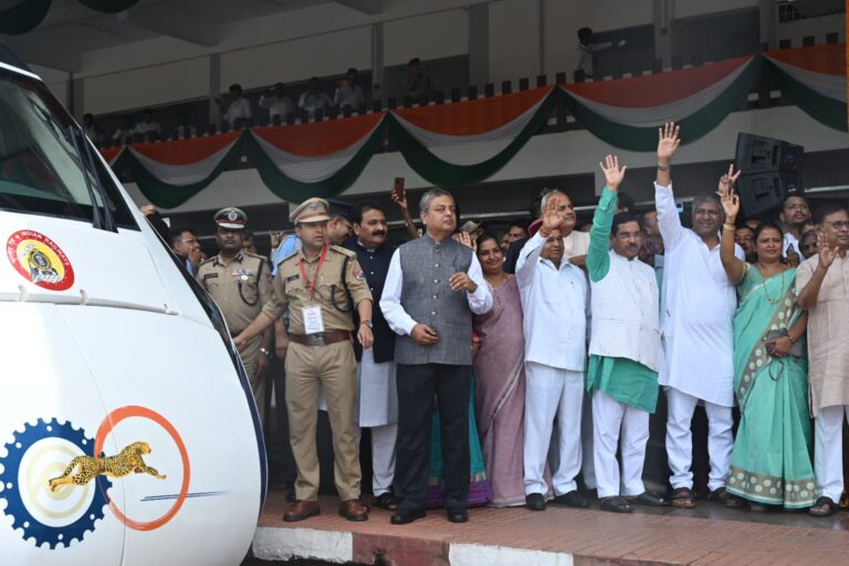 Karnataka's second Vande Bharat Express between Bengaluru and Dharwad flagged off
