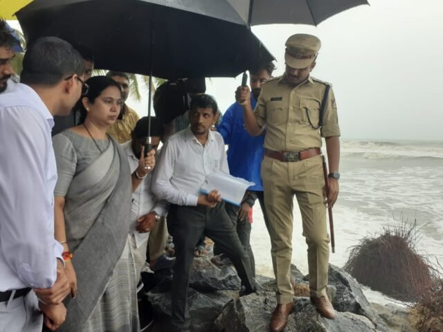 Priority for measures to check sea erosion: K'taka Minister