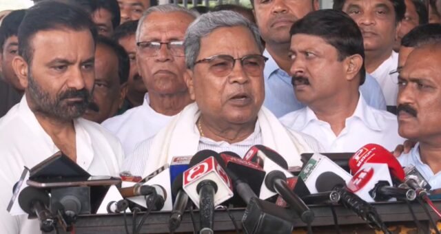 LS polls: Talks on between BJP and JD(S) to unite, but Cong will win 15-20 seats in K'taka, says Siddaramaiah