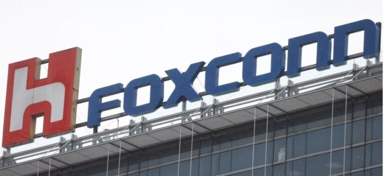 Karnataka Ministers hold discussion with Foxconn Chairman on investments in the state