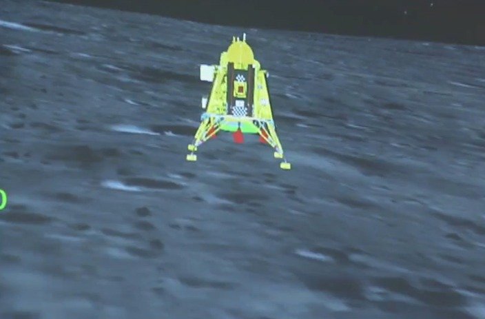 Chandrayaan 3: Post touchdown, Rover to embark on 14-day activities on lunar surface 2