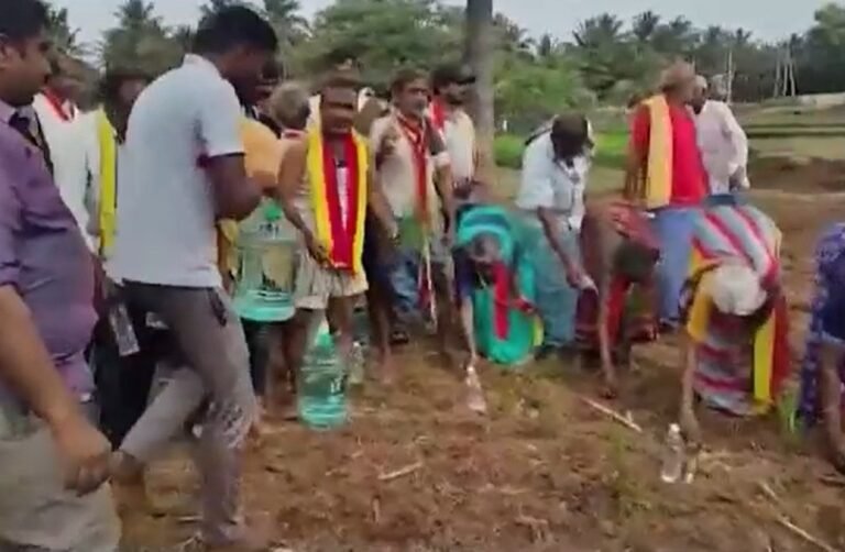 Pro-Kannada organisations protest against Cauvery water release to Tamil Nadu