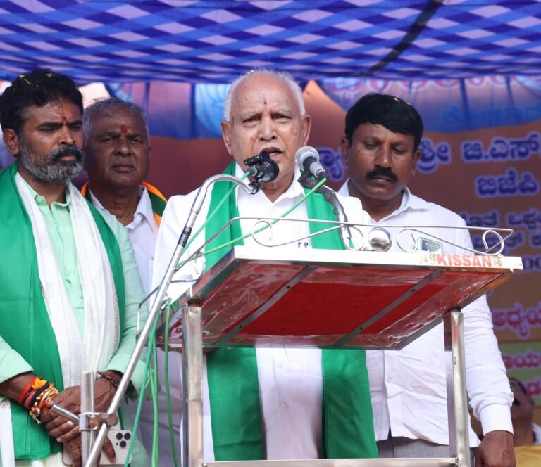 Cong govt in Karnataka in deep slumber, says Yediyurappa