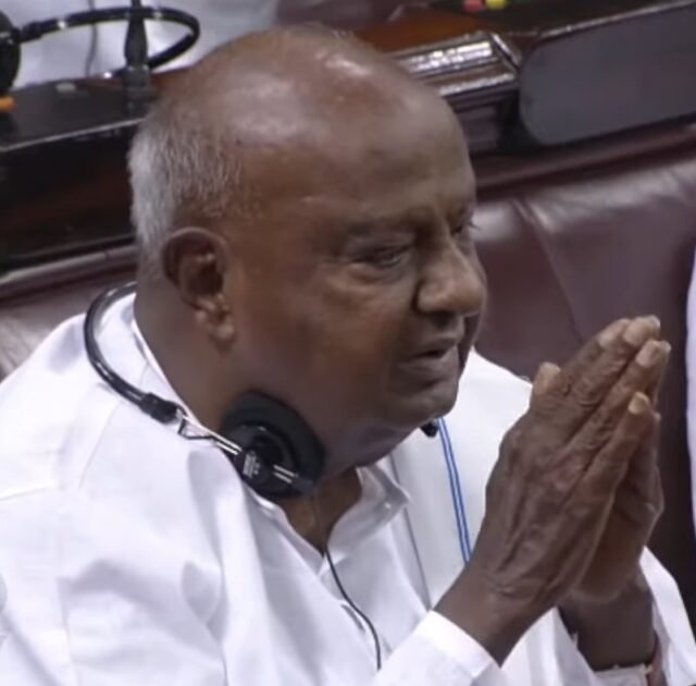 "Sit together and sort it out" former PM Deve Gowda on Cauvery water row