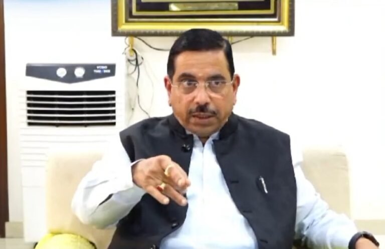 Union Minister Pralhad Joshi accuses Karnataka govt of 'misleading' people over Cauvery issue