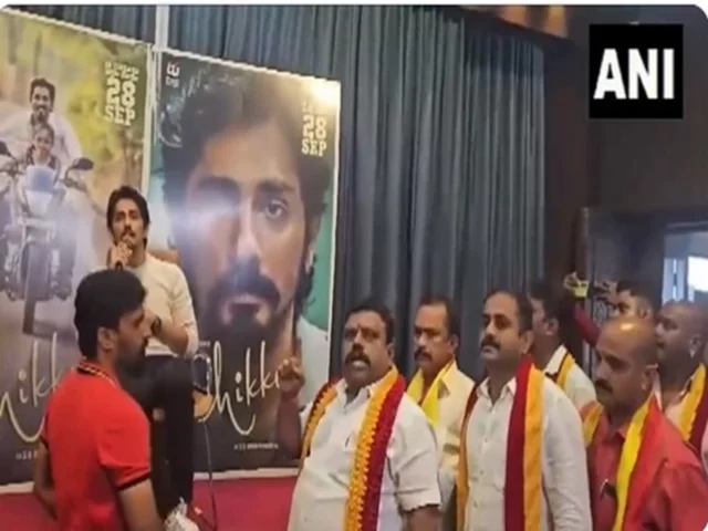 Cauvery row: Members of Kannada group disrupt actor Siddharth's press conference in Bengaluru
