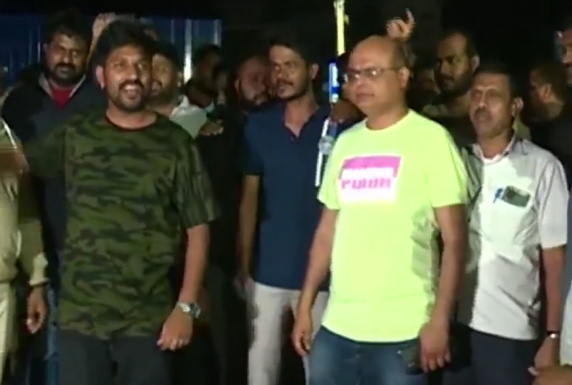 Young lawyer accused of assault by police over helmet issue; including PSI 6 policemen suspended