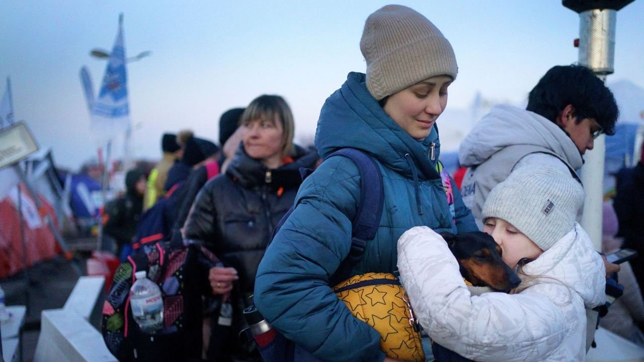 UK extends visas for Ukrainians amid war in Europe