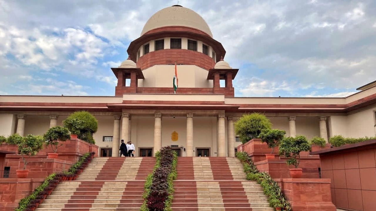 SC to deliver verdict on validity of electoral bonds scheme on Thursday