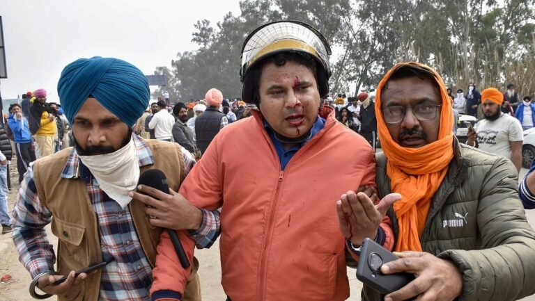 Farmers Protest: Aaj Tak reporter Satender Chauhan hit by ‘rubber pellete’ at Shambhu border