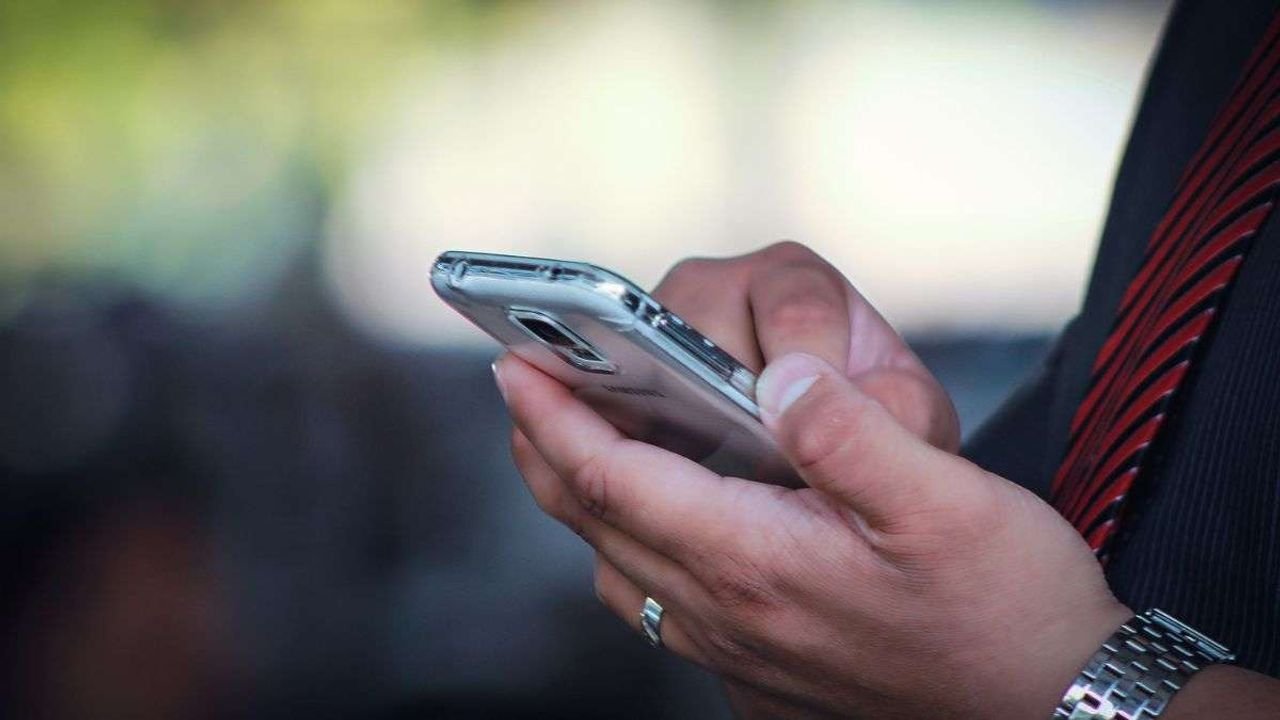 No govt instructions to block internet during polls, says Pakistan Telecom Authority