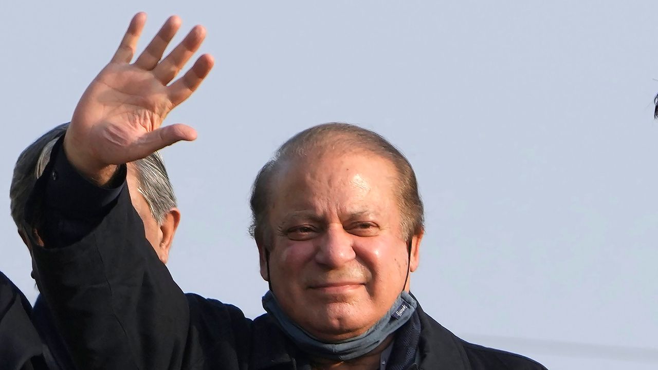 Nawaz Sharif urges rival political parties to join hands to form coalition govt