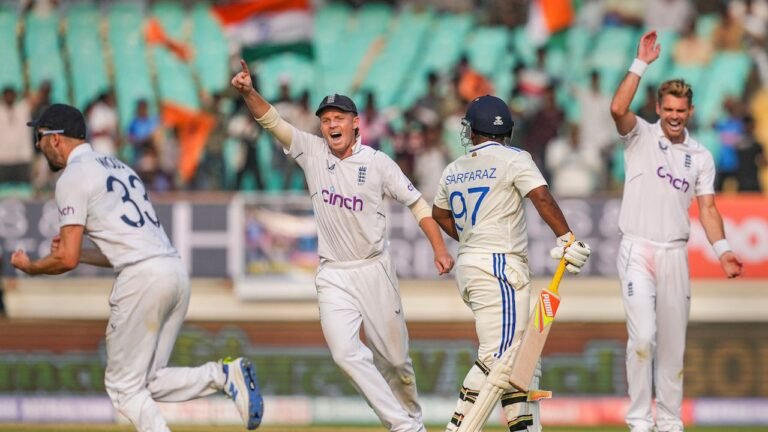 Ravindra Jadeja apologises for Sarfaraz Khan’s run out