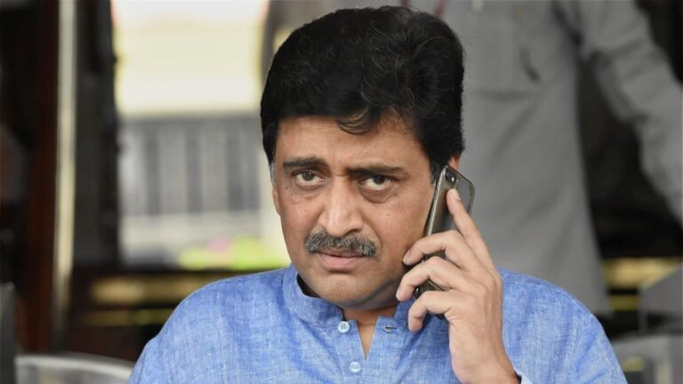 Did Ashok Chavan express his helplessness to stay put in Congress?