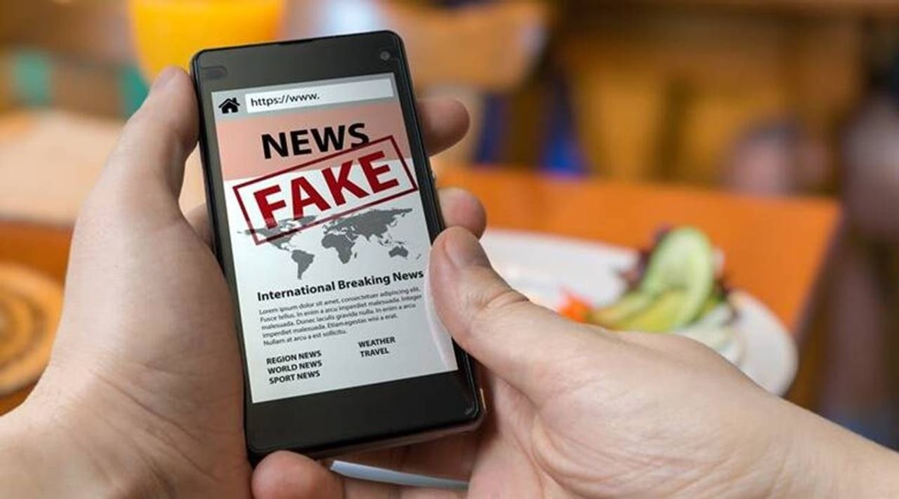 SC stays Centre’s notification setting up PIB’s Fact Check Unit