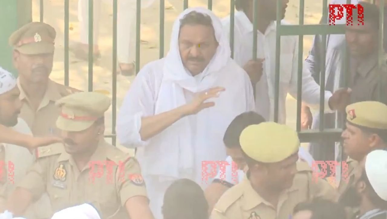 Mukhtar Ansari’s funeral: Ghazipur DM, MP Afzal Ansari argue over who can enter burial ground