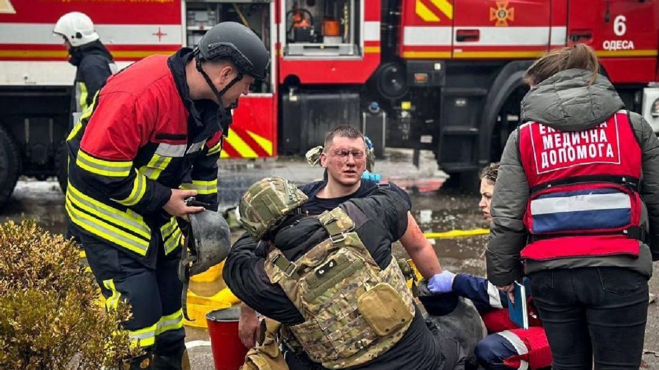 A Russian missile strike kills at least 14 people in southern Ukraine