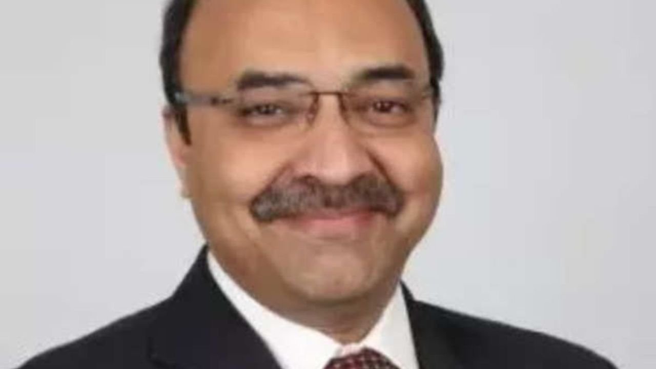 Aakash Educational Services appoints Deepak Mehrotra as new MD, CEO