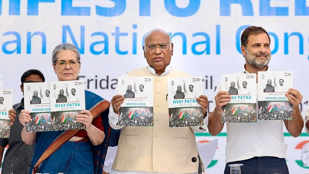 Congress manifesto promises probe into demonetisation, Rafale deal, electoral bonds scheme