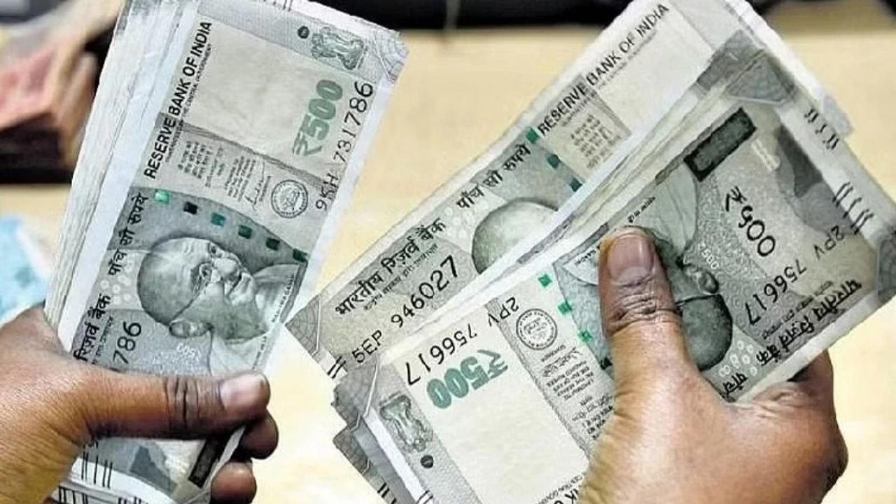 Rupee rises 8 paise to 83.23 against US dollar in early trade