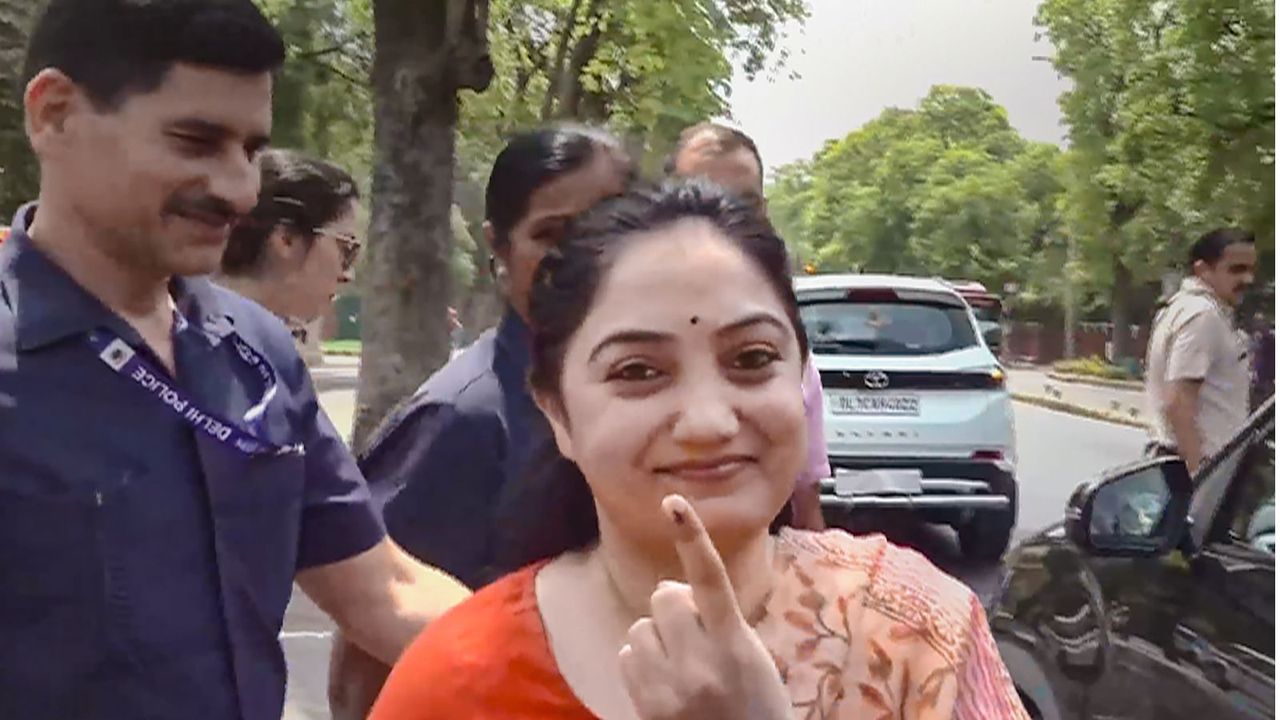 Delhi records 44.58% turnout at 3 pm, highest in North East Delhi seat