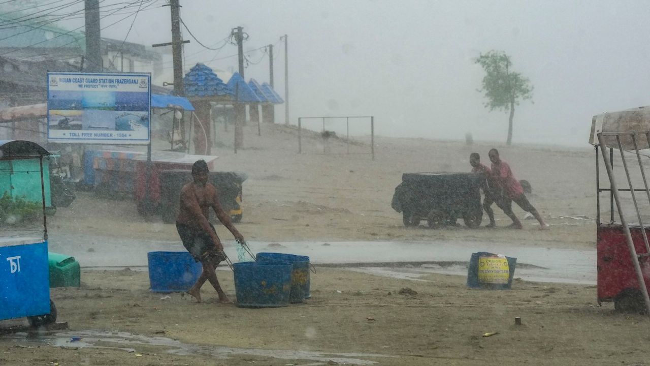 Cyclone Remal ravages parts of Bengal; heavy rains continue to batter region