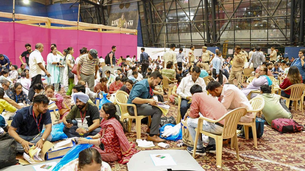 On poll eve, EC appeals to Delhi-NCR voters to break trend of urban apathy