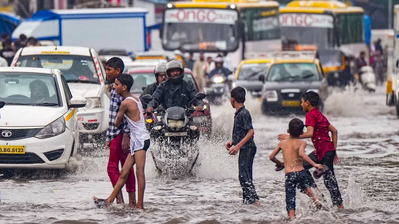 Relief for Mumbaikars day after rain chaos; schools and colleges shut