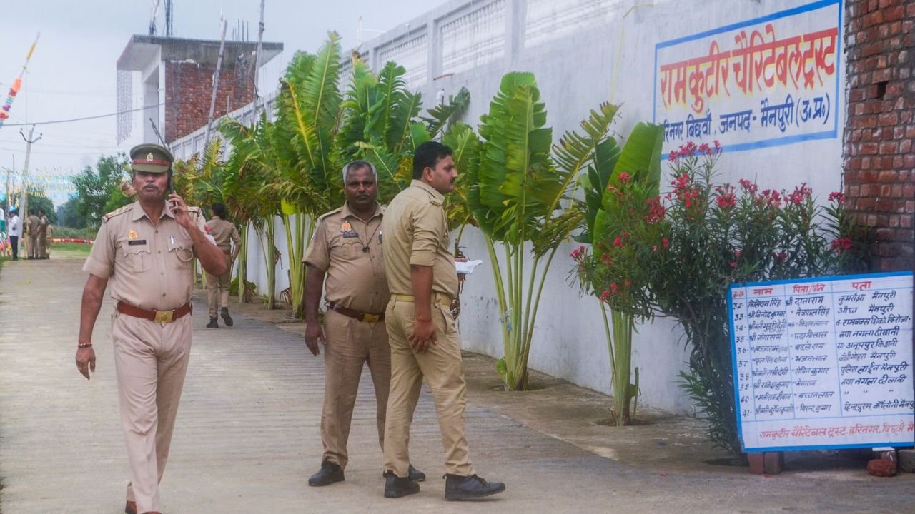 Hathras Stampede: Police enter Bhole Baba’s Mainpuri ashram, say he is not there