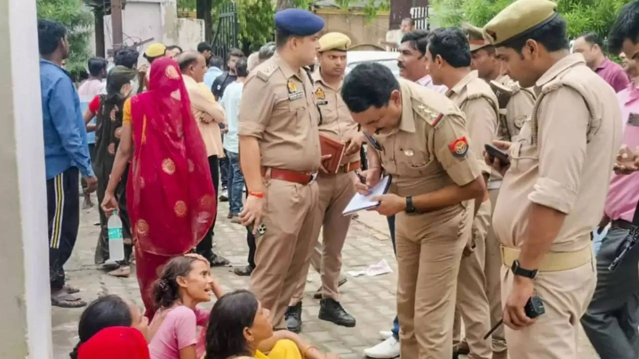 Hathras stampede: UP govt gets first report from SIT