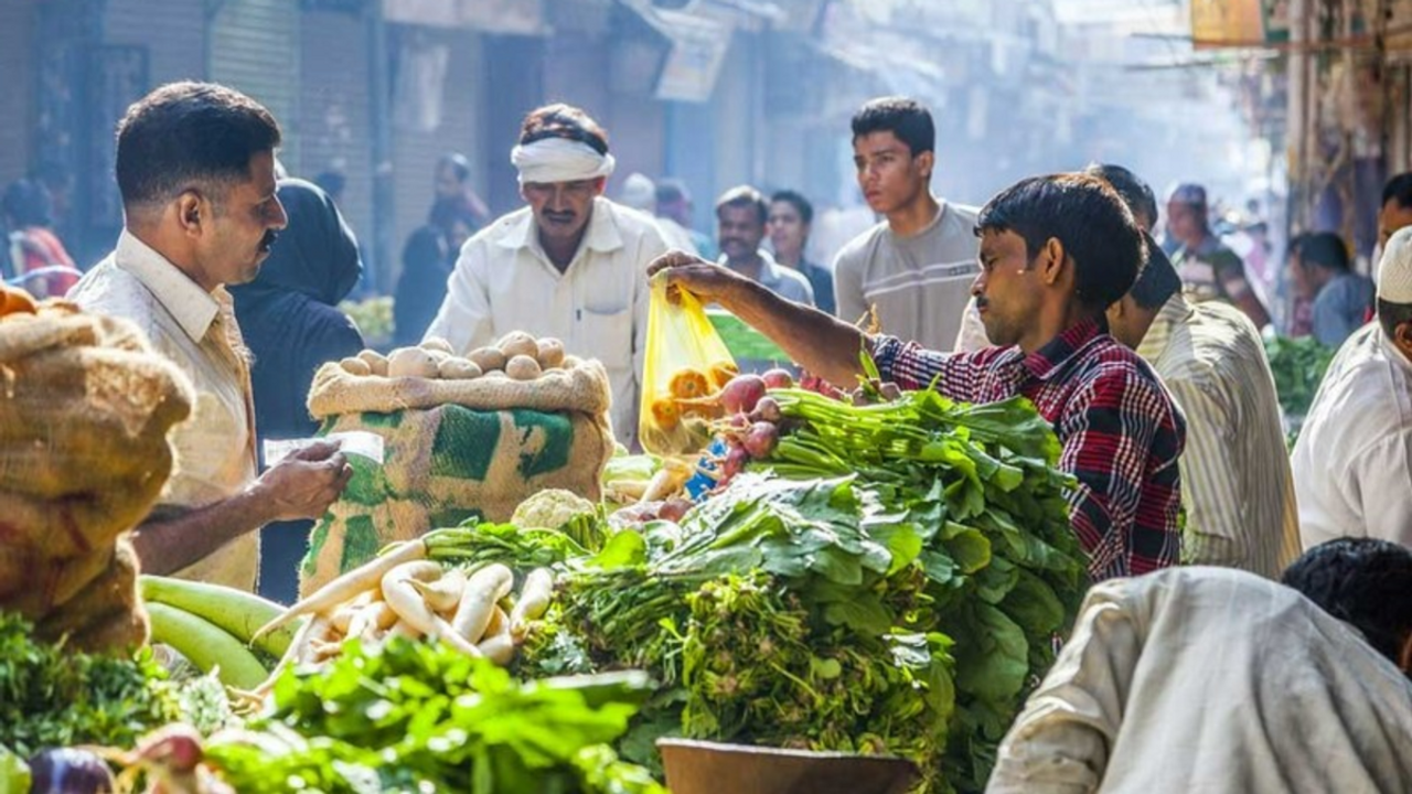 High prices of vegetables causing pain to consumers