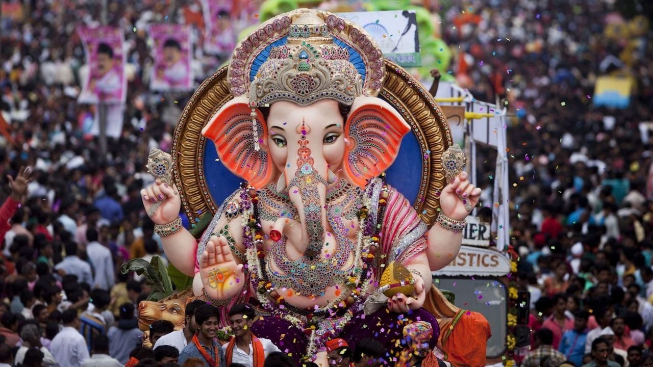 Police bans use of DJs during Ganesh puja celebrations in Bhubaneswar, Cuttack