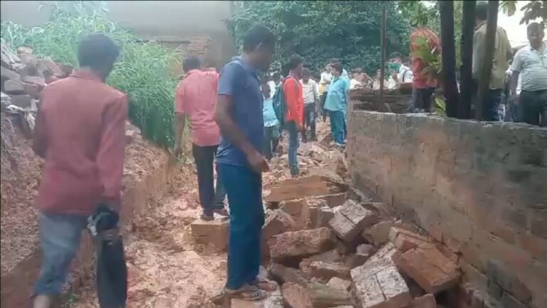 Four children killed, two persons injured in wall collapse in MP’s Rewa