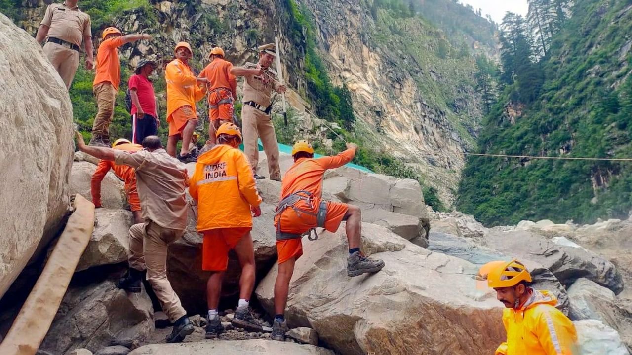 Rescue operation underway to trace 45 missing people in Himachal