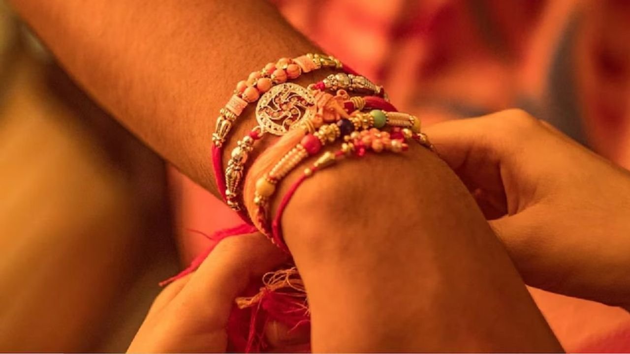 Quick commerce platforms hit record sales on Raksha Bandhan; Blinkit tops
