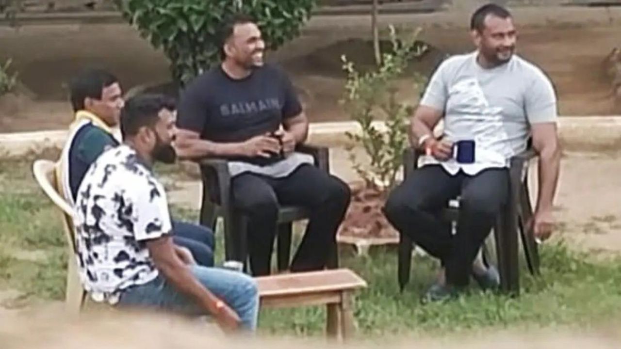 Seven prison officials suspended, superintendent transferred over special treatment for Darshan