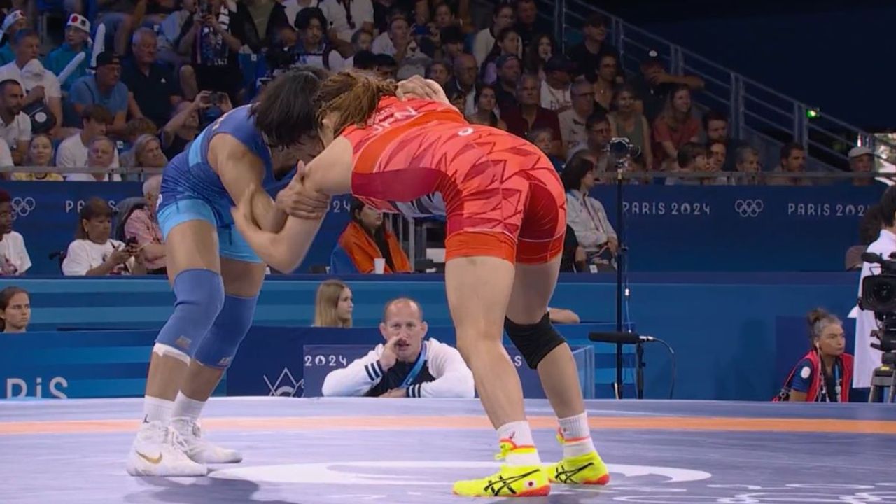 Paris Olympics: Vinesh Phogat wins against unbeaten Yui Susaki in first round